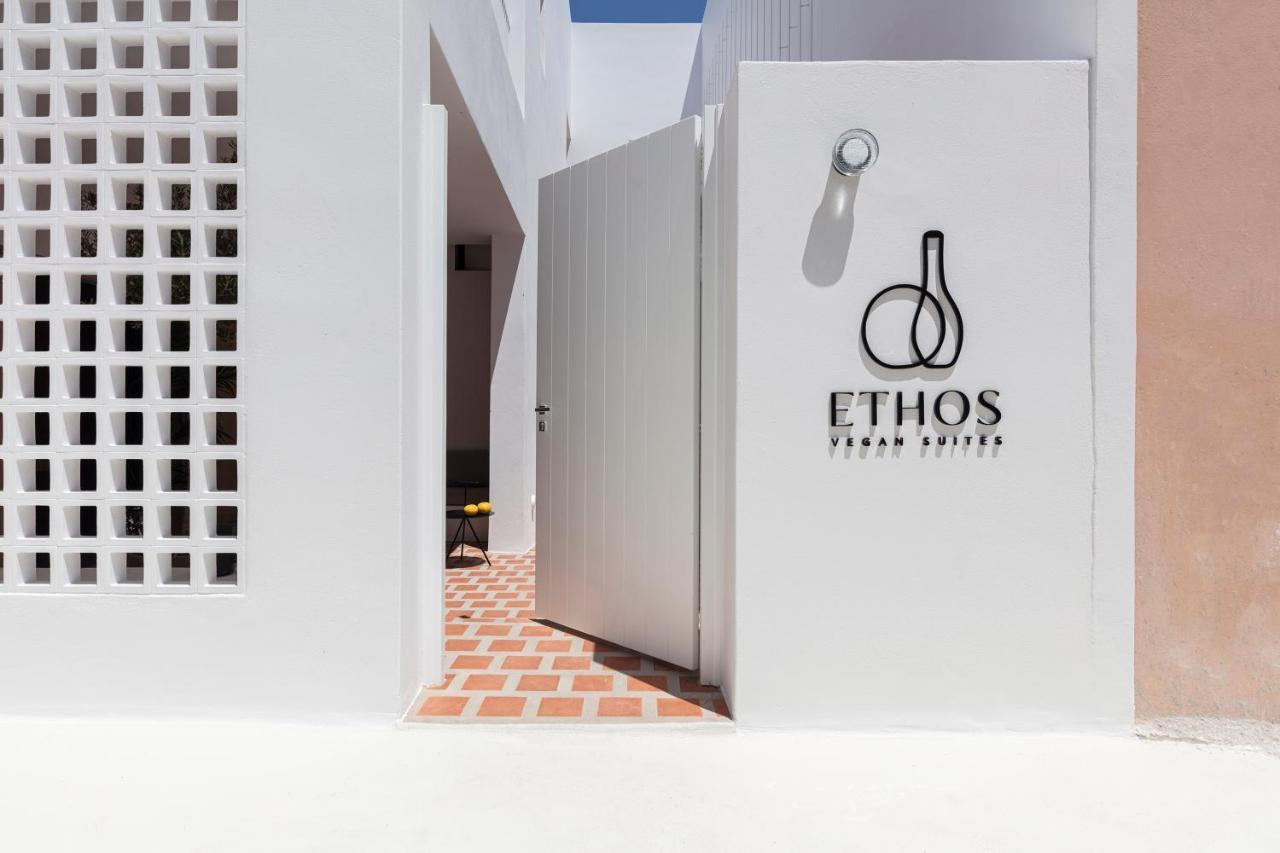 Ethos Suites Fira, Santorini * Fira (Santorini)