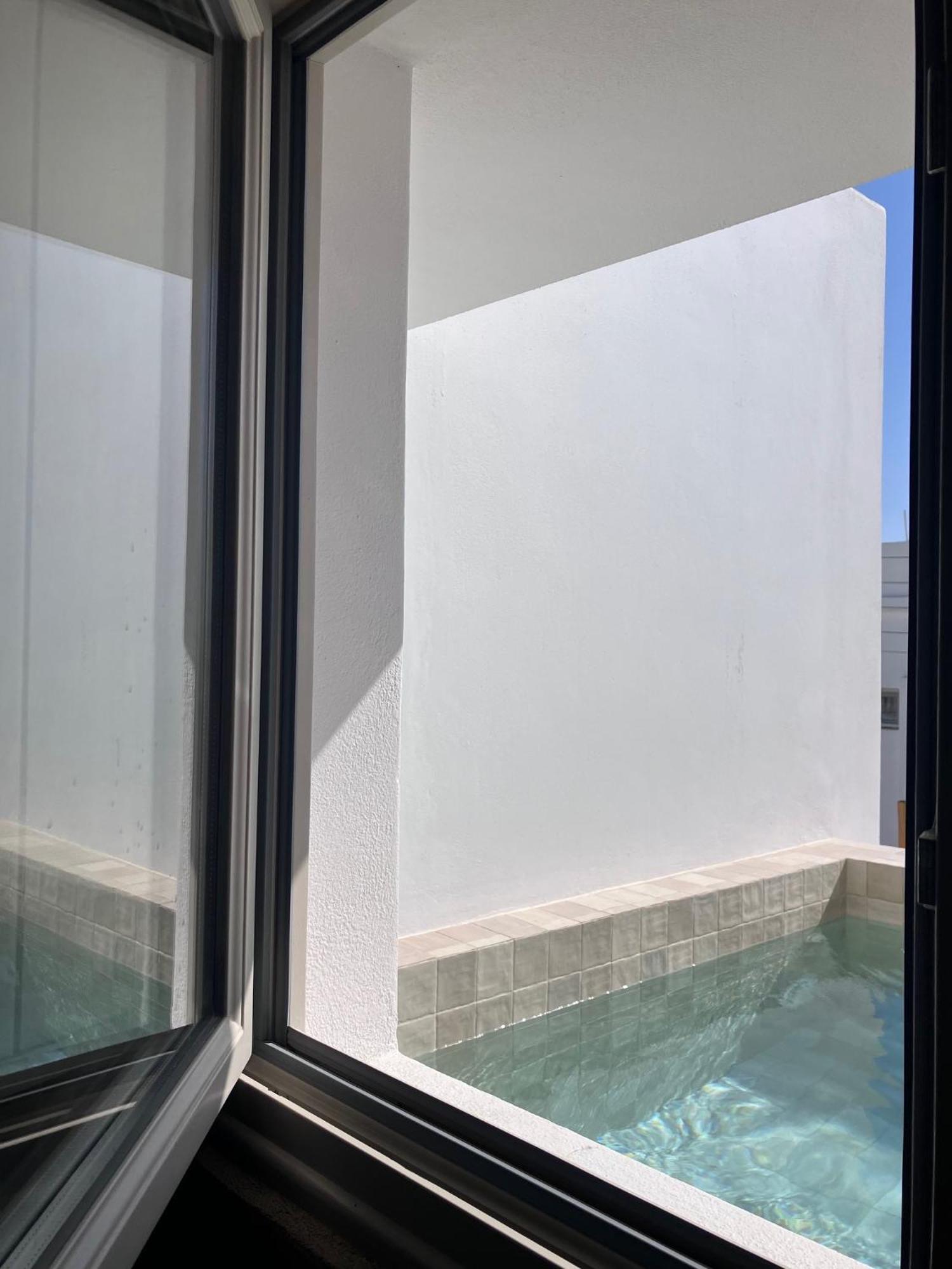 Hotel Ethos Suites Fira, Santorini *
